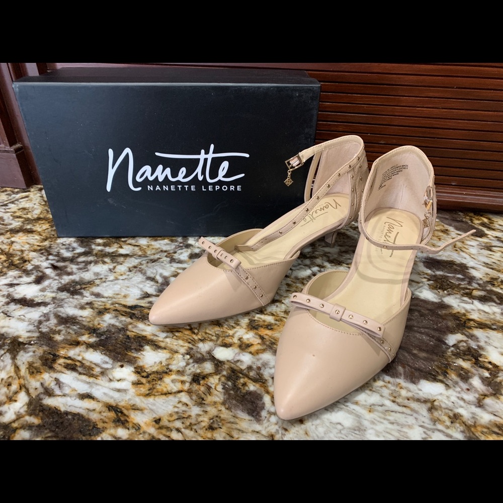 Nude heels 2” NWOT